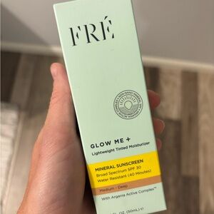 Glow Me+ Lightweight Tinted Moisturizer - medium deep